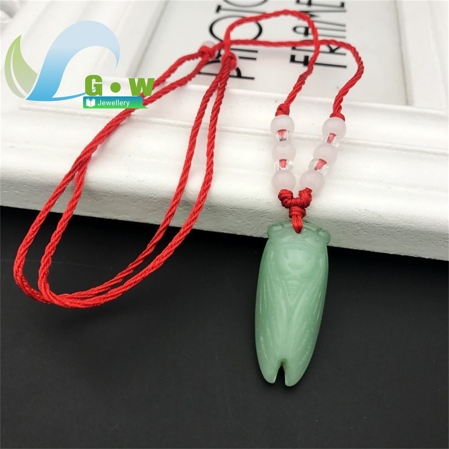 Cicada and Fox Glass Pendant N - đánh giá và giá Ethnic Fashion Meaning