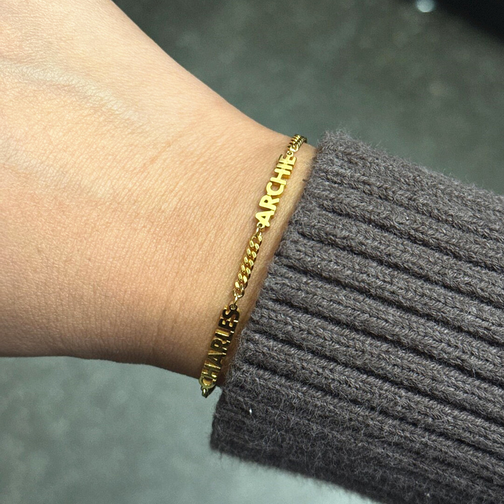 Custom 1-5 Nameplate Bracelet  - đánh giá và giá Ethnic Fashion Meaning
